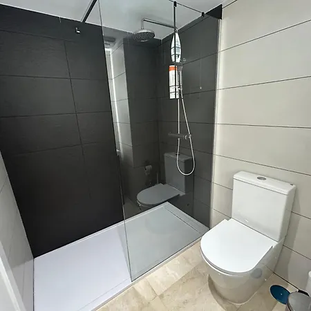 Centre Beachfront & Pool