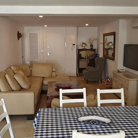 Centre Beachfront & Pool *