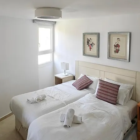 Apartment Centre Beachfront & Pool Marbella