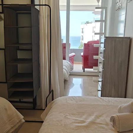 Centre Beachfront & Pool *