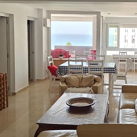 Apartment Centre Beachfront & Pool Marbella