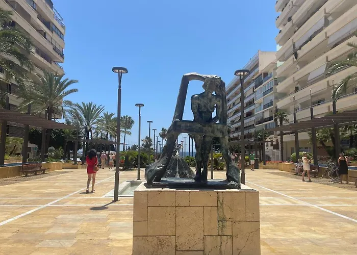 Centre Beachfront & Pool *