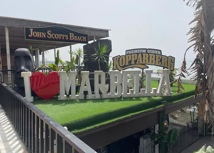 شقة Centre Beachfront & Pool *