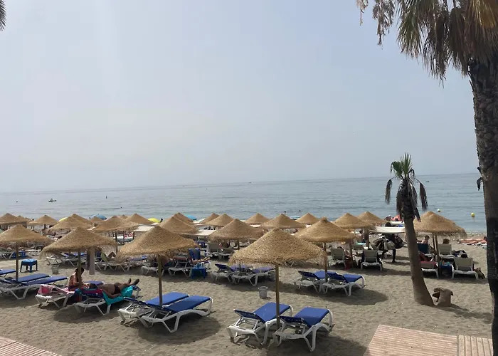 Centre Beachfront & Pool شقة ماربيا