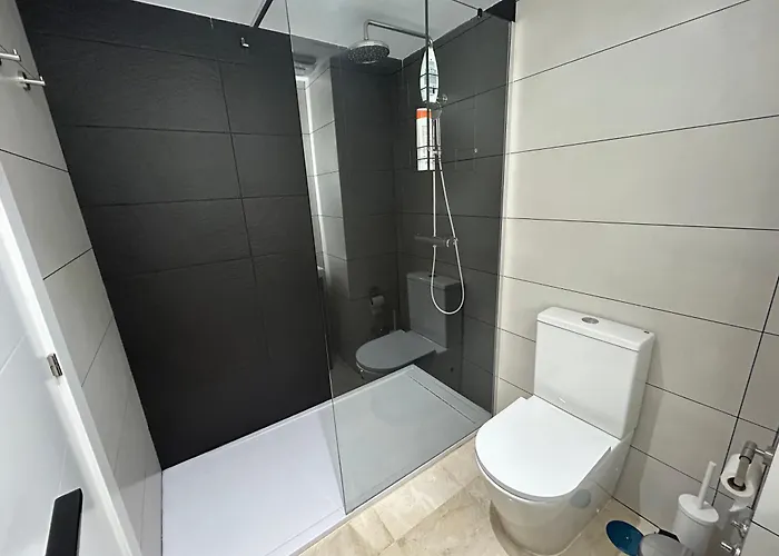 Centre Beachfront & Pool