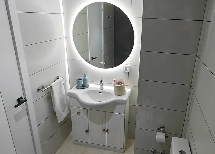 Centre Beachfront & Pool شقة *