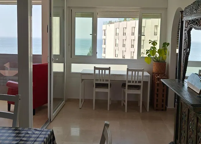 Centre Beachfront & Pool *