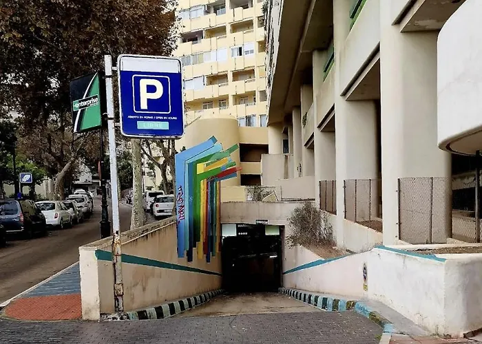 Centre Beachfront & Pool شقة *