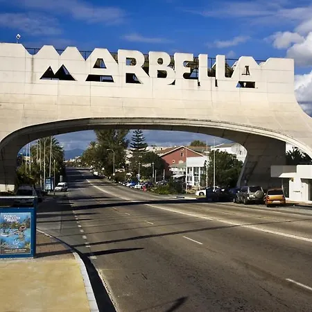 Centre Beachfront & Pool *