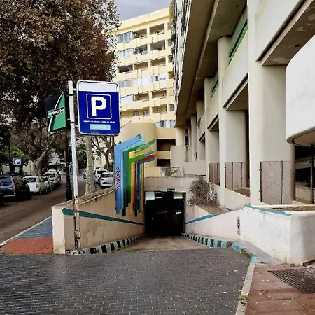 Centre Beachfront & Pool Lejlighed *