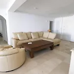 Apartman Centre Beachfront & Pool