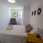 Centre Beachfront & Pool Apartman Marbella