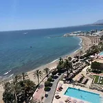 Centre Beachfront & Pool Marbella