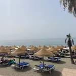 Centre Beachfront & Pool Apartman Marbella