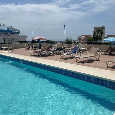 Centre Beachfront & Pool 公寓 *